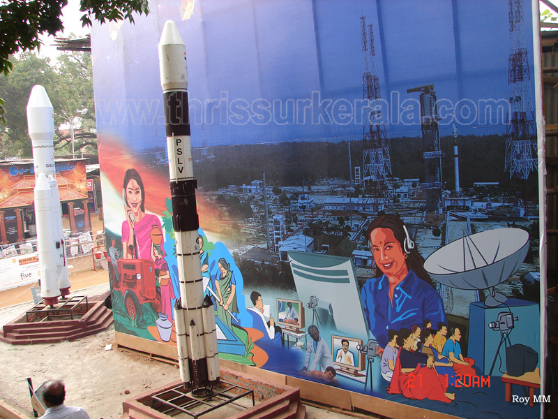 thrissur-pooram-exhibition-2010 (2)